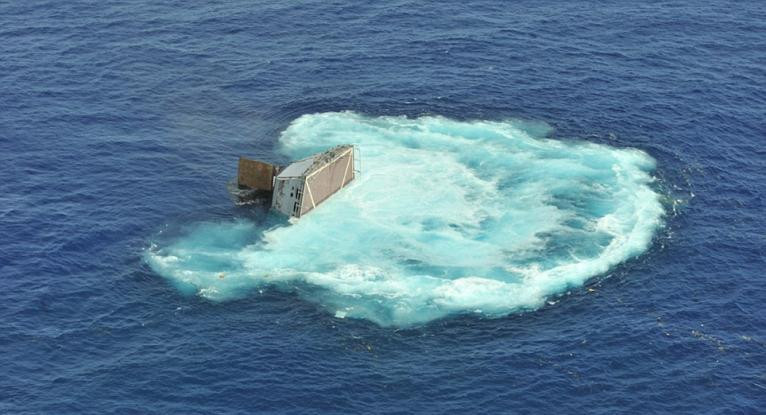 Ναυάγησε πλοίο με 251 επιβαίνοντες – Φόβοι για πολλά θύματα